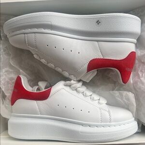 Alexander McQueen Kids Sneakers in White and Red